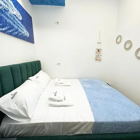 Marina Private *